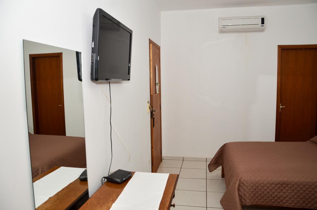 Pousada Victor Ribeirao Claro Extérieur photo